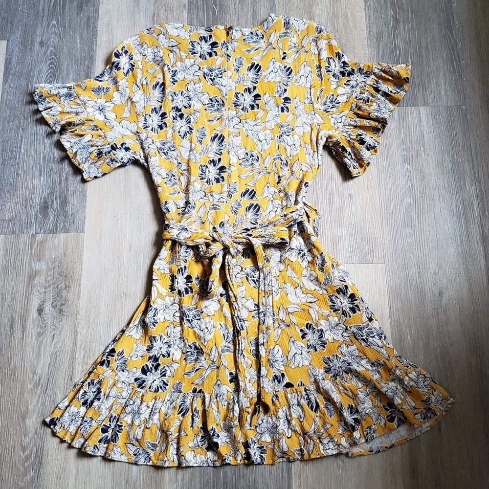 Floral Dress - Picture 8 of 16
